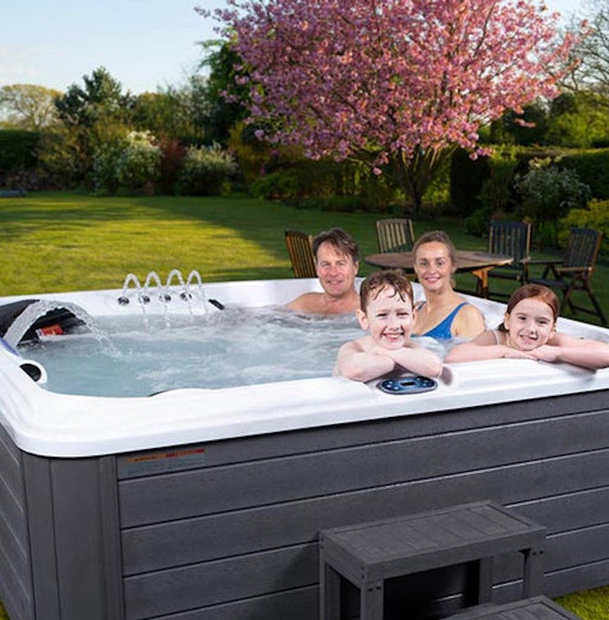 Orca Leisure Oakboro X 5 Person Hot Tub