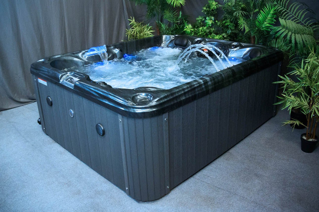 Orca Leisure Chaser IV (Starboro X) 5 Person Hot Tub